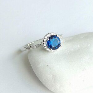 Sapphire CZ with halo 14k white gold overlay size 7 🆕